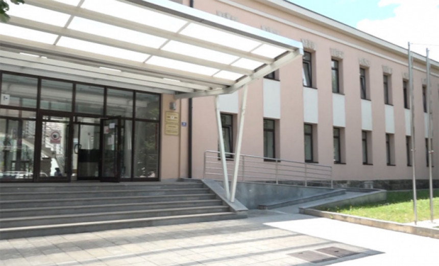 Vlada zaposlenim u opštini Bileća uplatiće dvije plate