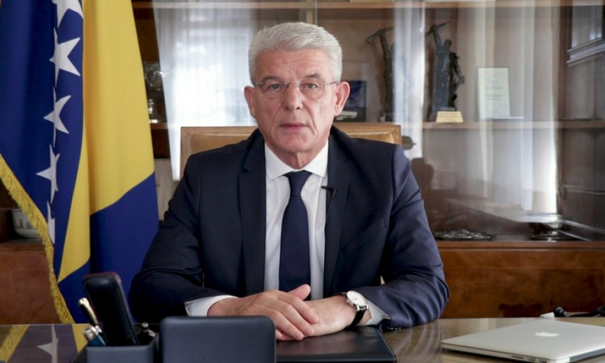 Šefik Džaferović čestitao Vučiću pobjedu na izborima