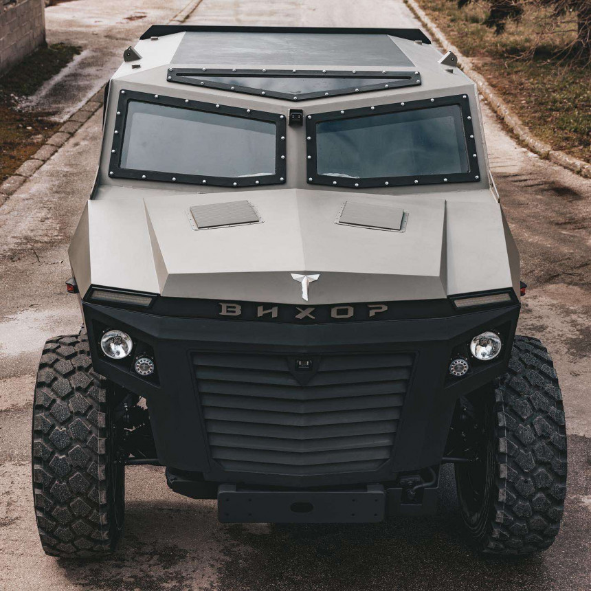 Lako taktičko vozilo “VIHOR” – novi proizvod TRB