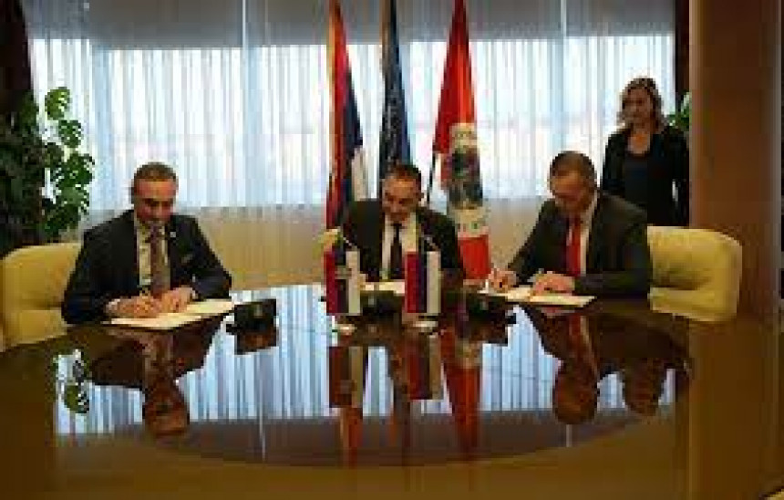Лукач и Вулин потписали споразум о сарадњи (ВИДЕО)