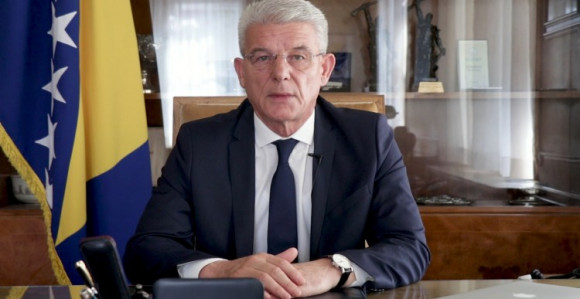Šefik Džaferović čestitao Vučiću pobjedu na izborima