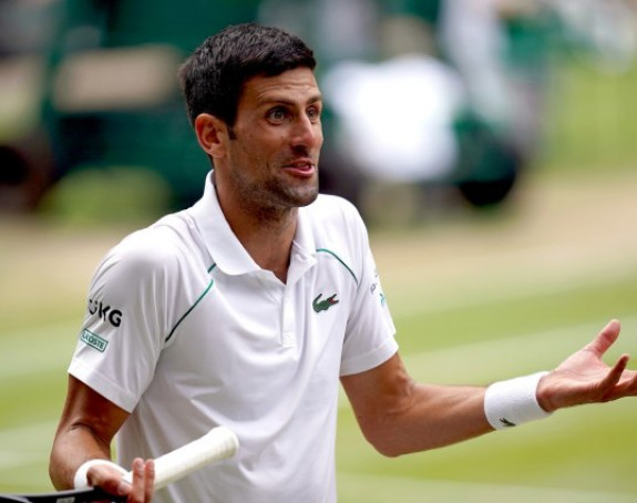 Novak Đoković na "klimavom" vrhu, Federer nikad gori