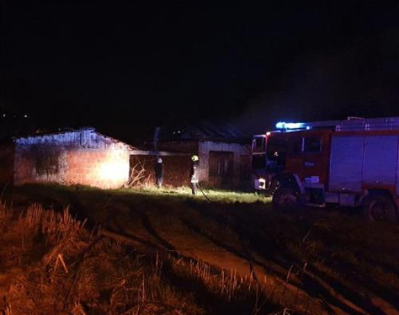 Ugašen požar na stambenom objektu kod Bratunca
