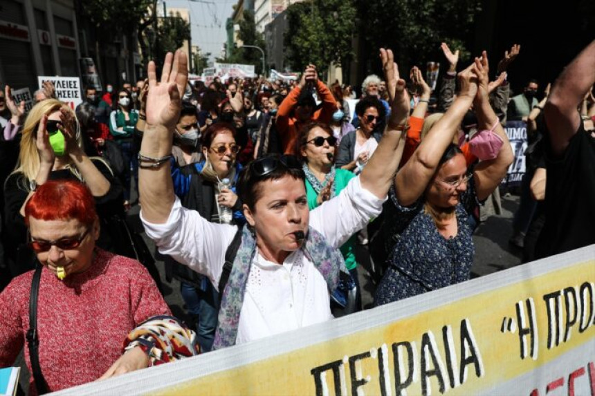 Zbog poskupljenja hiljade ljudi na ulicama Atine