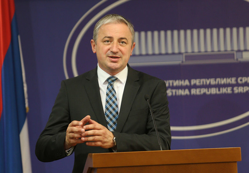 Namjera SNSD je da razvlači ukidanje akciza i manji PDV