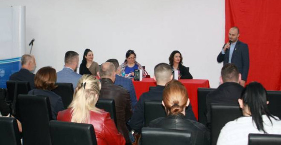 Predstavljen roman "Sužanj" Lidije Žarić