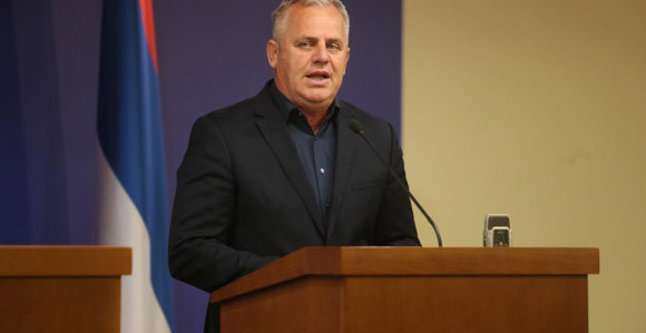 Dodik je Narodnu skupštinu pretvorio u svoj igrokaz