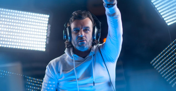 Lukas najavio tri gosta na koncertu: Pevaće Vesna Zmijanac i Miroslav Ilić