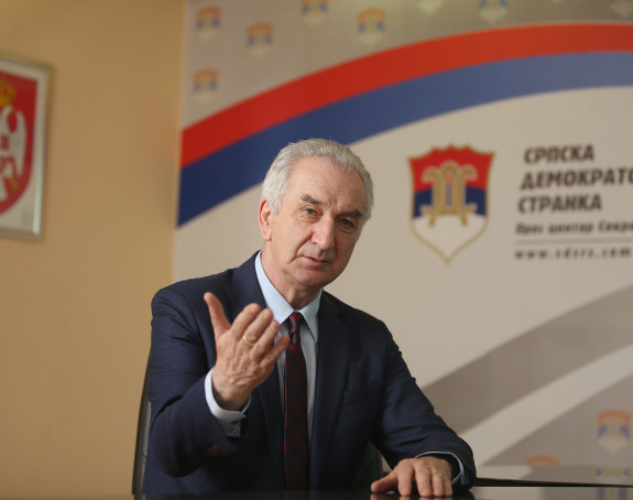 Vlast ne želi da se odrekne novca od akciza i PDV-a 