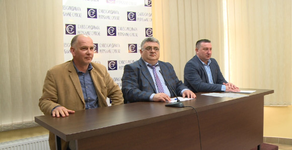 Sindikati traže naknade za topli obrok i regres