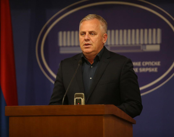 Svi ste u kriminalu do guše, počev od ministra Zore Vidović!