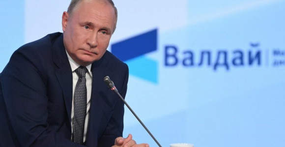Putin: Trebalo bi da gradimo nove gasovode iz Sibira
