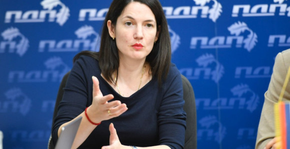 Умјесто да ријеши проблем, власт слуђује грађане