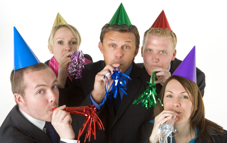 Tužio šefa jer mu je organizovao rođendansku žurku!?