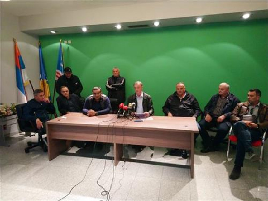 SNSD okuplja borce VRS po Bijeljini i poziva ih na Dodikov miting