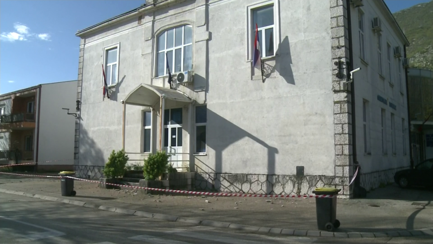 U Ljubinju oštećeni stambeni objekti i zgrada opštine