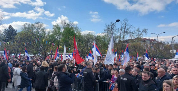 Šta vlast u Srpskoj postiže peticijama i protestima?