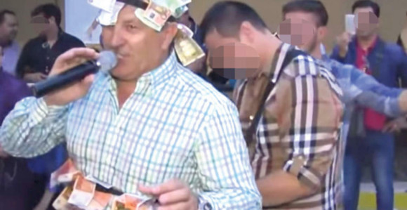 Šerif samo od ove pjesme zaradio za stan i auto