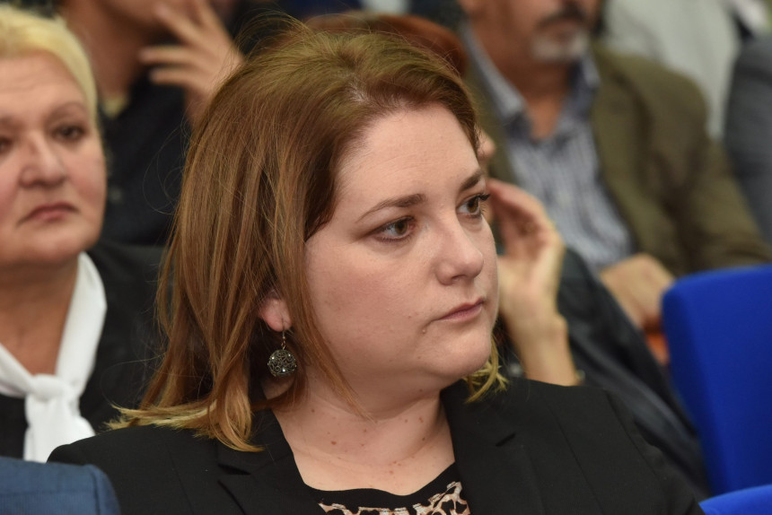 Ко је Шимпрага, дјевојчица из колоне у хрватској влади?