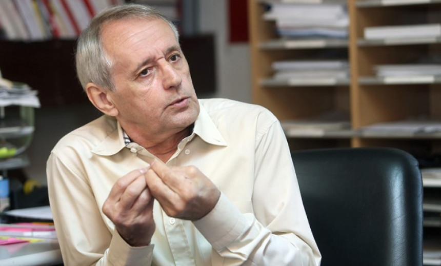 Govor mržnje - suspendovan twiter nalog Rajka Vasića