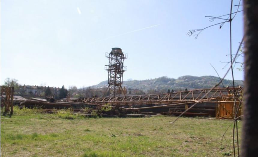 Preminuo radnik povrijeđen u padu krana u Banjaluci