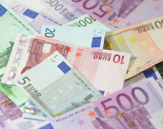 Немац пронашао 150.000 евра у кухињским ормариц́има!