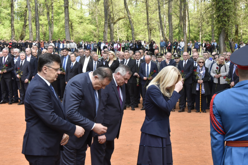 "Јасеновачке зртве не смију да буду хладна статистика"