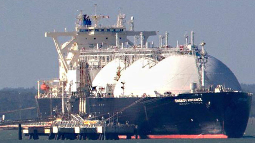 Vučić i lideri regiona na početku radova na terminalu za gas