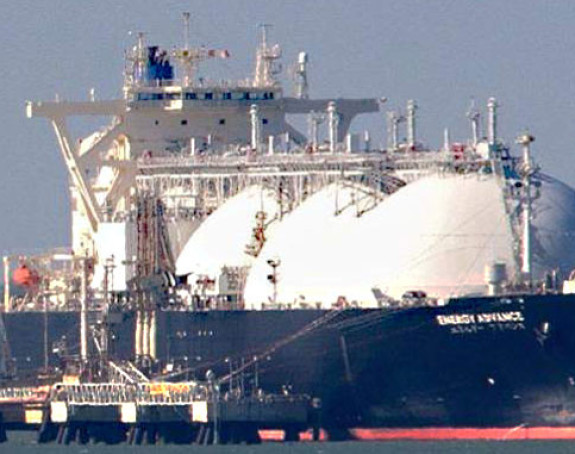 Vučić i lideri regiona na početku radova na terminalu za gas