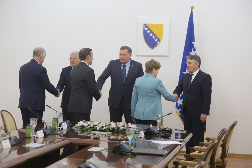 Zemlja čuda: Što više nekulture pokažu, više glasova na izborima