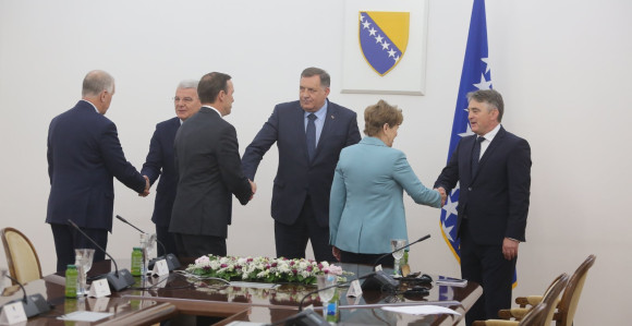 Zemlja čuda: Što više nekulture pokažu, više glasova na izborima