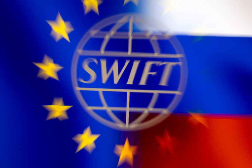EU traži da se iz SWIFT isključe još dvije ruske banke