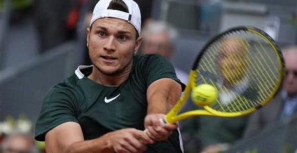 Snažan otpor Kecmanovića, ali Nadal ide dalje