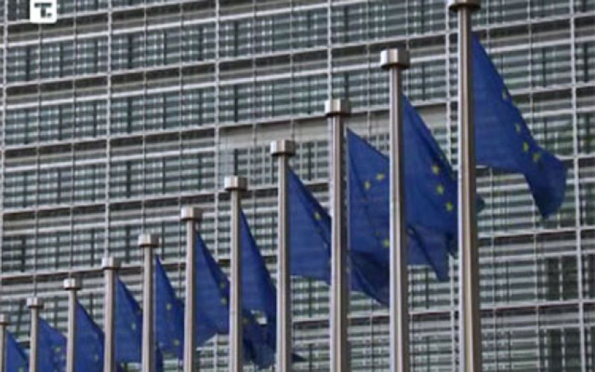 EU nastavlja razgovor o embargu na uvoz ruske nafte