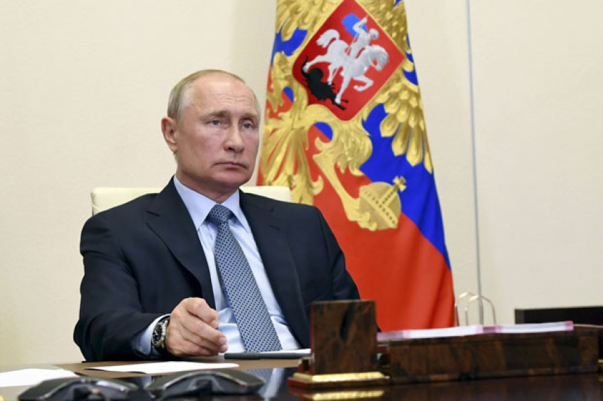 Путин: Русија је спремна, цивили могу из Азовстаља
