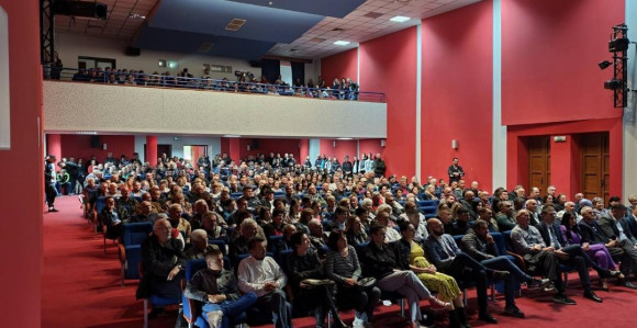 Дрвар: "СНСД је против српског јединства"