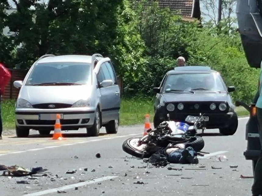 Preminulo dijete povrijeđeno u saobraćajnoj nesreći