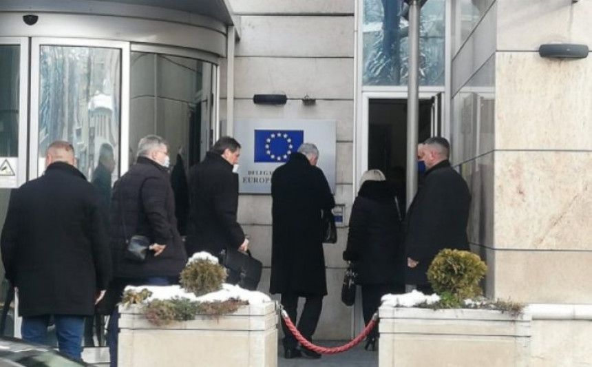 Zvaničnici EU opet stižu u BiH, kreću novi pregovori