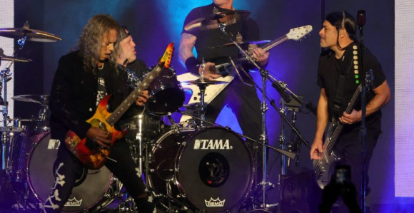 Brazilka se porodila na koncertu Metalike