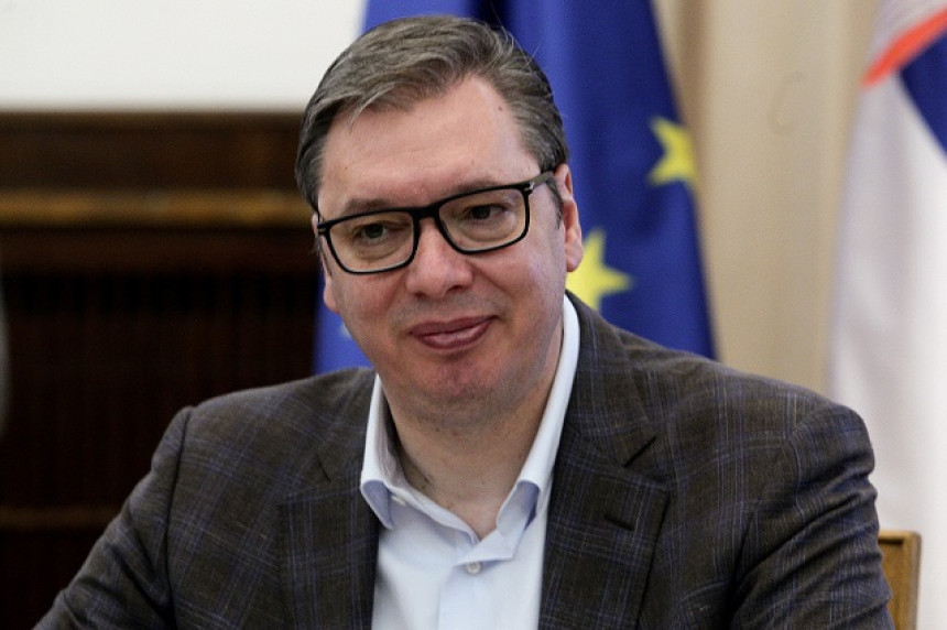 Vučić na radnoj večeri u Briselu, fokus na Ukrajini