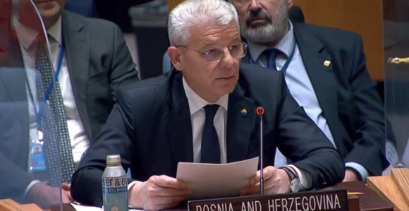 Политичка криза је изазвана потезима власти Српске
