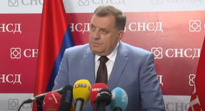 Dodik pred izbore dijeli po 100 KM, a evo i kome?!