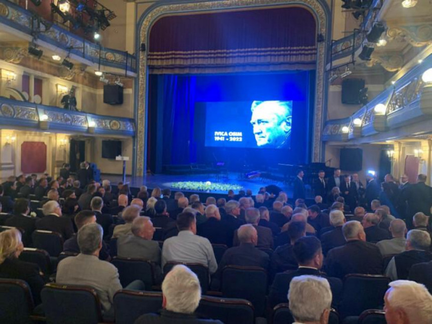 Komemoracija Ivici Osimu: Stigli Piksi, Milošević, Sušić...