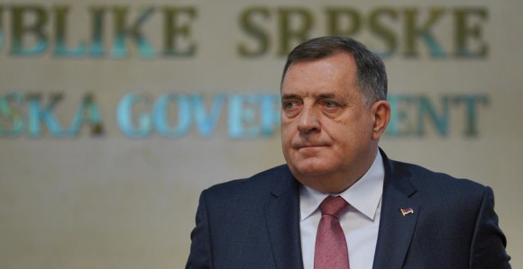 Dodik "mijesi hljeb" umjesto premijera Viškovića