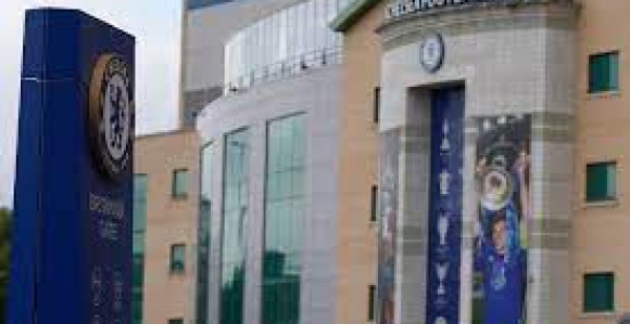 Blokirana prodaja vile Romana Abramoviča