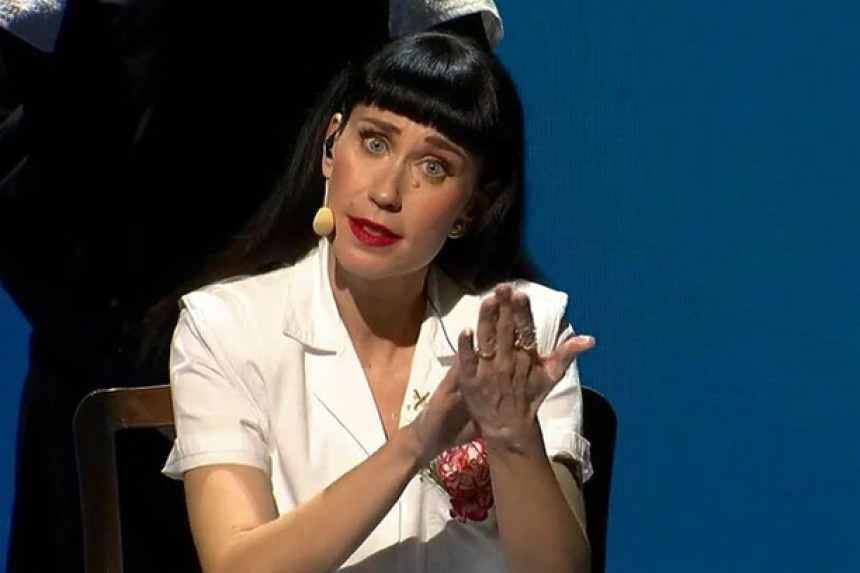 "Vraćamo se kući, lavor i ja. Oprala."