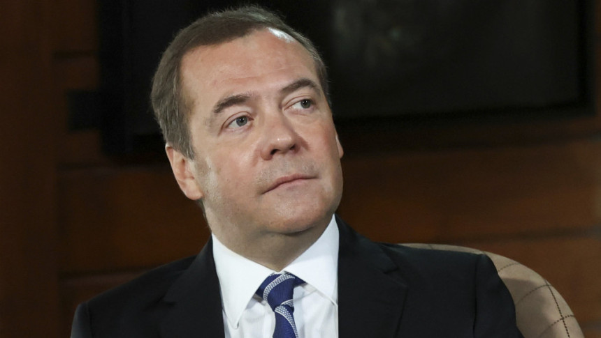 Medvedev o promjeni granica Ukrajine i presedanu Kosova