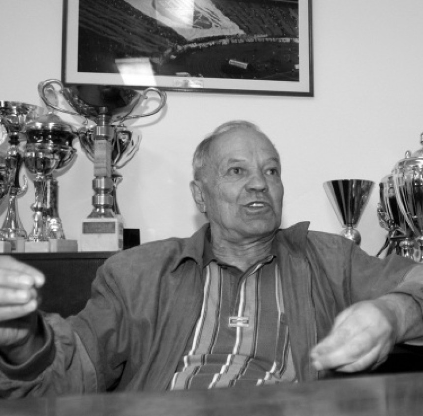 Preminuo legendarni fudbaler Crvene zvezde