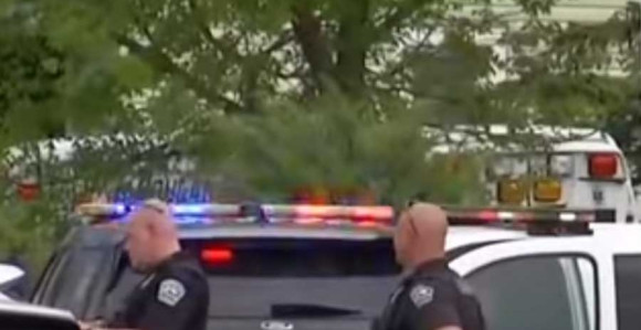 Osamnaestogodišnjak ubio 10 i ranio tri osobe u Americi