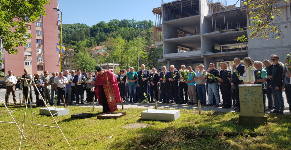 U Tuzli obilježeno 30 godina od zločina "Tuzlanska kolona"